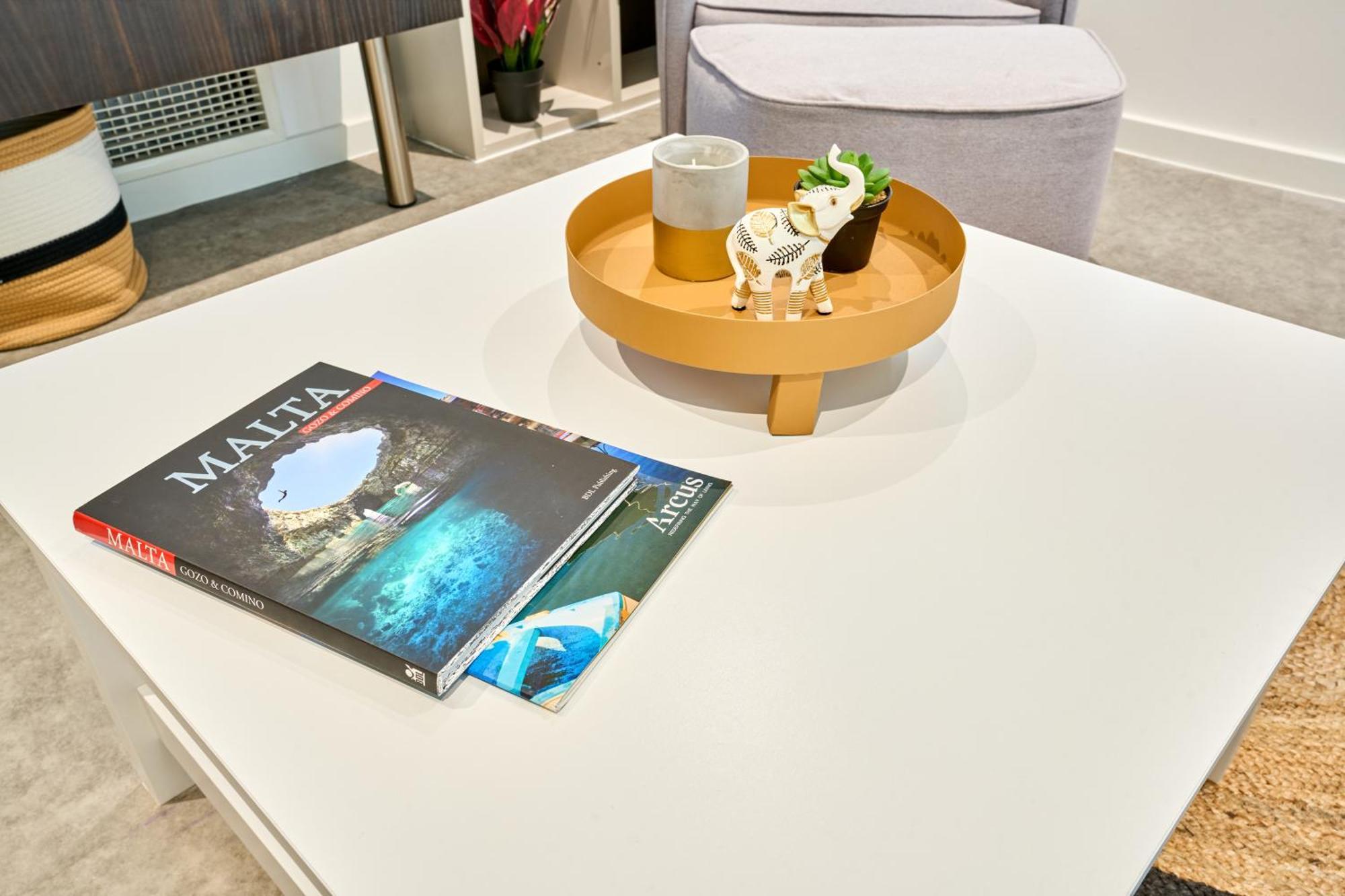 公寓 Stylish In Tigne Point Sliema