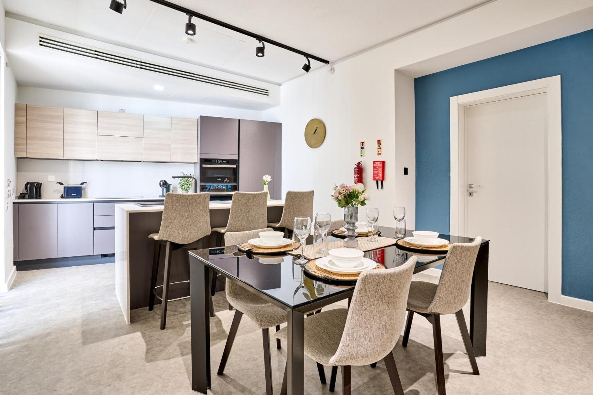 公寓 Stylish In Tigne Point Sliema